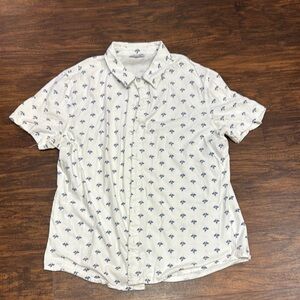 Stylish Men's White and Blue Patterned Shirt